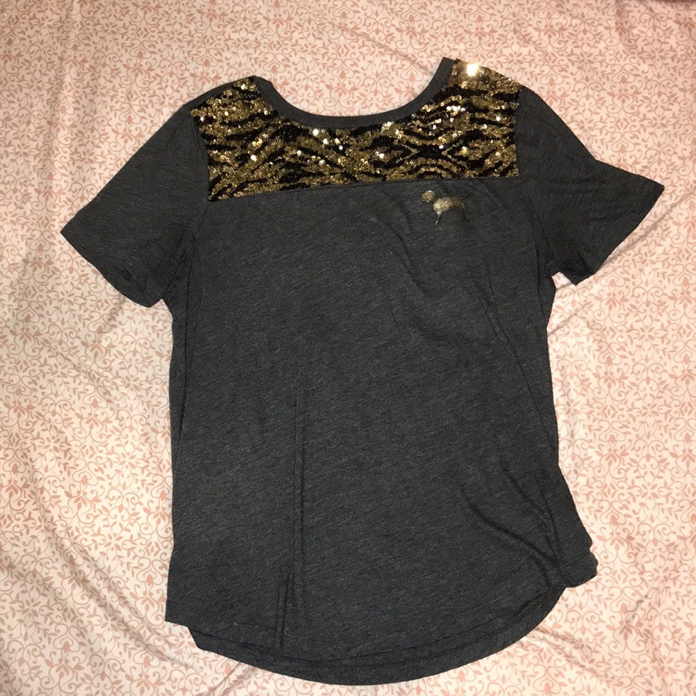 PINK Victoria’s Secret Short Sleeve Grey Top